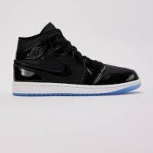 Air Jordan 1 Mid SE